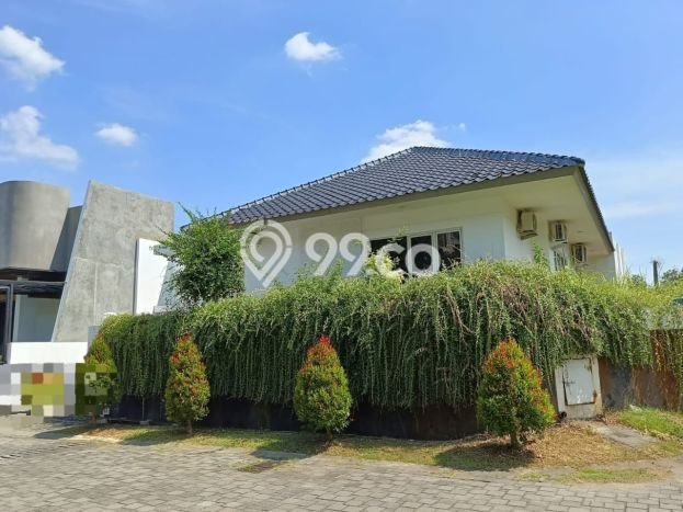 SPECIAL PROPERTY! Rumah di Candi Golf, LT 377m² LB 280m² SPECIAL PROPERTY! Rumah di Candi Golf, LT 377m² LB 280m²