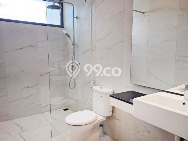 Ready to Use! Luxury House LT 144m2 Desain Modern di Candi Golf Ready to Use! Luxury House LT 144m2 Desain Modern di Candi Golf