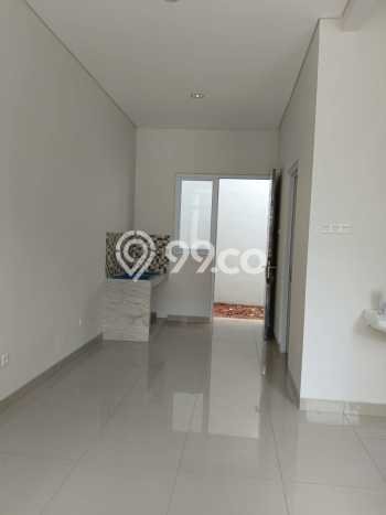 KESEMPATAN TERBAIK! Rumah Asri di Bekasi Kota, Luas 75m² Bangunan 74m² KESEMPATAN TERBAIK! Rumah Asri di Bekasi Kota, Luas 75m² Bangunan 74m²