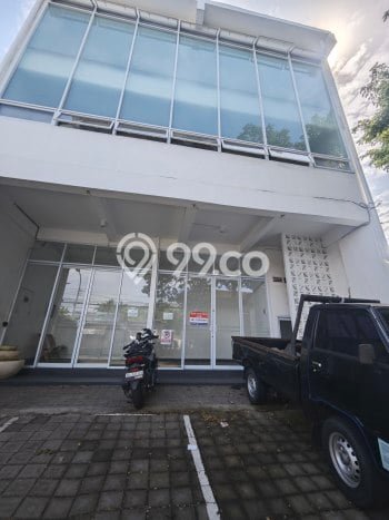 Unit Ruko Disewa Lokasi Kuta, Badung Spesifikasi Luas Bangunan 12m2 Unit Ruko Disewa Lokasi Kuta, Badung Spesifikasi Luas Bangunan 12m2