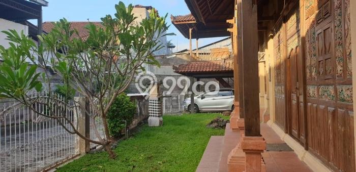 Rumah Mewah LB 250m2 Siap Huni Desain Elegan di Tonja, Denpasar Rumah Mewah LB 250m2 Siap Huni Desain Elegan di Tonja, Denpasar