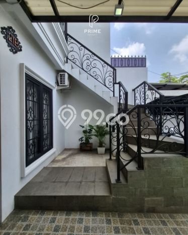 Hunian Eksklusif Siap Huni LT 105m2 di Pasar Minggu, Jakarta Selatan Hunian Eksklusif Siap Huni LT 105m2 di Pasar Minggu, Jakarta Selatan