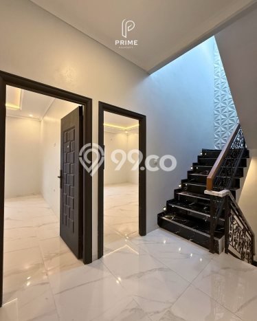 Siap Huni Rumah Mewah 4 Kamar di Jagakarsa Dekat ke Mana Saja Siap Huni Rumah Mewah 4 Kamar di Jagakarsa Dekat ke Mana Saja