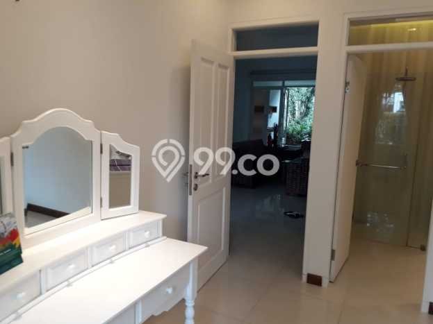 Jual Rumah Luas Megah Dengan View Cantik di Pondok Indah, Jakarta Selatan Jual Rumah Luas Megah Dengan View Cantik di Pondok Indah, Jakarta Selatan