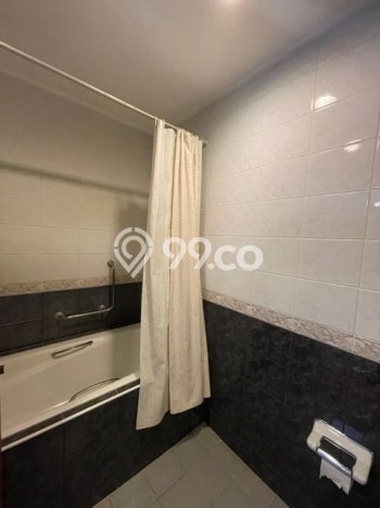 Apartemen Disewakan 3 Kamar Hemat Siap Huni di Jakarta Selatan, Luas 147m2 Apartemen Disewakan 3 Kamar Hemat Siap Huni di Jakarta Selatan, Luas 147m2