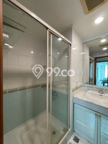 Hunian Apartemen High-Class untuk Dijual di Jakarta Selatan dengan 3 BR & 2 Kamar Mandi Hunian Apartemen High-Class untuk Dijual di Jakarta Selatan dengan 3 BR & 2 Kamar Mandi