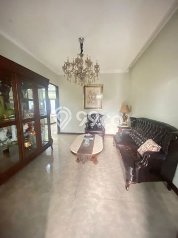 Ready to Use! Premium House LT 700m2 Desain Elegan di Tanjung Barat Ready to Use! Premium House LT 700m2 Desain Elegan di Tanjung Barat