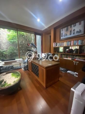 Ready to Use! Premium House LT 700m2 Desain Elegan di Tanjung Barat Ready to Use! Premium House LT 700m2 Desain Elegan di Tanjung Barat