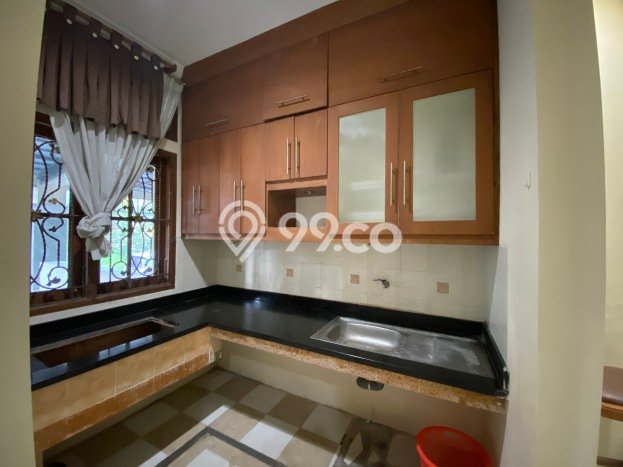 Lokasi strategis! Rumah siap pakai disewakan di Mlati LB 170m2 Lokasi strategis! Rumah siap pakai disewakan di Mlati LB 170m2