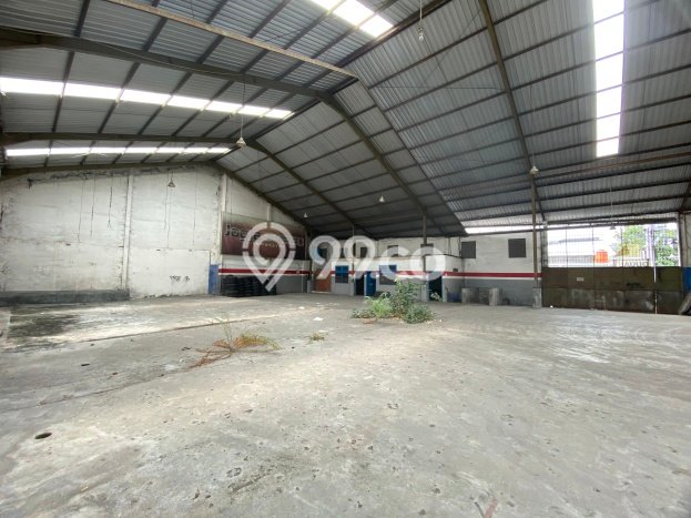 LOKASI BISNIS! Ruko Disewakan Kawasan Condong Catur, Luas 1700m², Jalan Strategis LOKASI BISNIS! Ruko Disewakan Kawasan Condong Catur, Luas 1700m², Jalan Strategis
