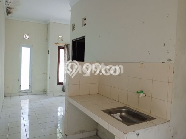 Unit Komersial Dijual di Sleman LT 200m2 & LB 256m2 Unit Komersial Dijual di Sleman LT 200m2 & LB 256m2