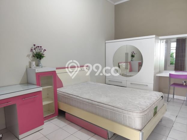 Rumah di Condong Catur, Akses ke Tol, 4 KM, Luas 230m2m² Bangunan 200m2m² Rumah di Condong Catur, Akses ke Tol, 4 KM, Luas 230m2m² Bangunan 200m2m²