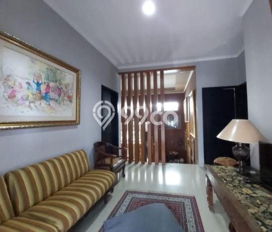 Ready to Use! Premium House LT 237m2 Desain Elegan di Geger Kalong Ready to Use! Premium House LT 237m2 Desain Elegan di Geger Kalong