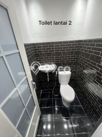 Ruko disewakan lokasi strategis Pasir Luyu Bandung 288m2 Ruko disewakan lokasi strategis Pasir Luyu Bandung 288m2