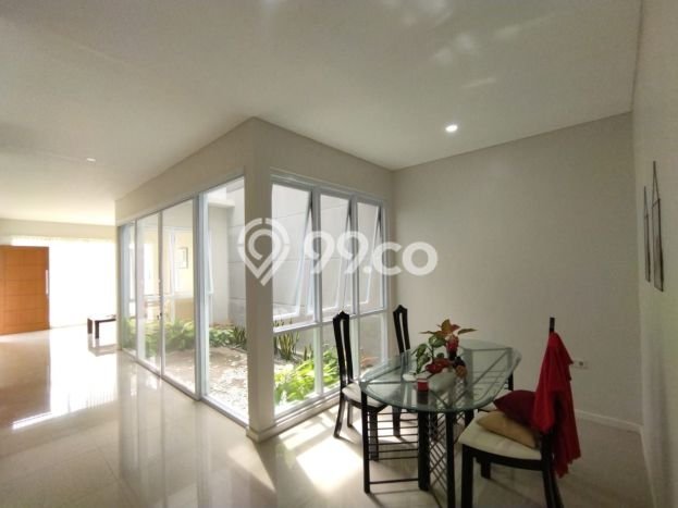 Hunian Mewah LB 210m2 Siap Pakai Desain Elegan di Cigadung, Bandung Hunian Mewah LB 210m2 Siap Pakai Desain Elegan di Cigadung, Bandung