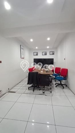 Disewakan Rumah Ex Kantor di Sayap Riau Disewakan Rumah Ex Kantor di Sayap Riau