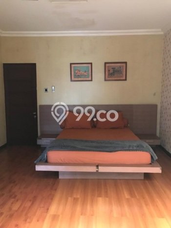 Rumah Besar Lokasi Premium Sayap Dago Rumah Besar Lokasi Premium Sayap Dago