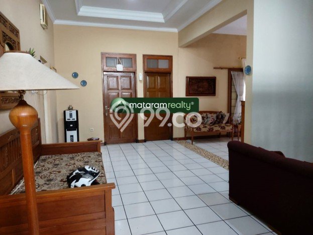 Disewakan Rumah Asri 1 Lantai Bukit Dago Selatan Disewakan Rumah Asri 1 Lantai Bukit Dago Selatan