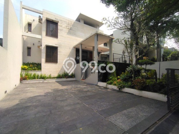 Dijual Rumah Luas Elegan Dengan View Cantik di Tubagus Ismail, Bandung Dijual Rumah Luas Elegan Dengan View Cantik di Tubagus Ismail, Bandung