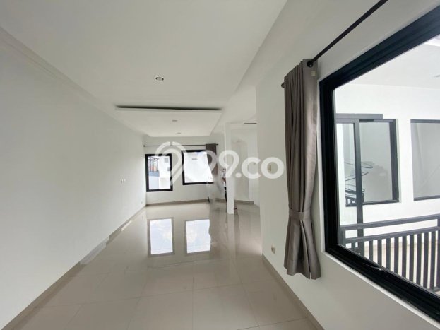 Dijual Rumah Minimalis Modern Siap Huni, di Setiabudi Regency Dijual Rumah Minimalis Modern Siap Huni, di Setiabudi Regency
