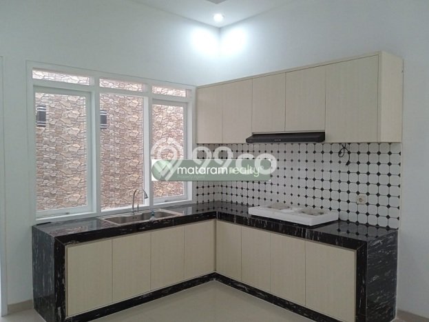Disewakan Rumah Baru di Area Turangga, Bisa Untuk Kantor Disewakan Rumah Baru di Area Turangga, Bisa Untuk Kantor