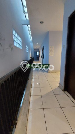 Ready to Use! Premium House LT 562m2 Desain Modern di Tubagus Ismail Ready to Use! Premium House LT 562m2 Desain Modern di Tubagus Ismail