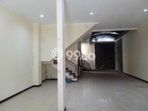 AREA KOMERSIAL! Ruko Disewakan di Turangga, Luas 200m², Akses Utama, Ready Operasi AREA KOMERSIAL! Ruko Disewakan di Turangga, Luas 200m², Akses Utama, Ready Operasi