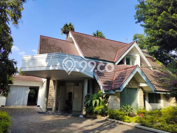 Disewakan Rumah Murah di Hegarmanah Bandung dengan 5 KT Disewakan Rumah Murah di Hegarmanah Bandung dengan 5 KT