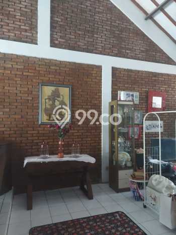 Rumah Modern 2 KT di Bandung Timur Bandung Full Furnished Rumah Modern 2 KT di Bandung Timur Bandung Full Furnished