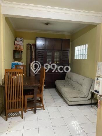 Disewakan! Rumah 3 Kamar Tidur &
2 Kamar Mandi di Margacinta, Bandung Disewakan! Rumah 3 Kamar Tidur &
2 Kamar Mandi di Margacinta, Bandung