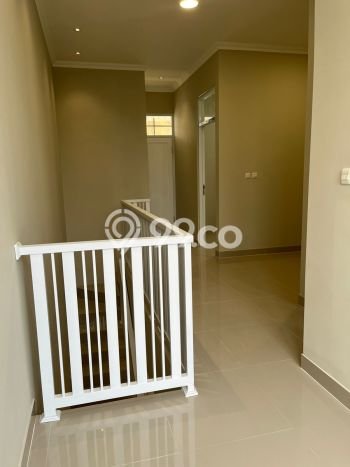 Dijual Cepat Rumah Bagus Siap Huni LB 160m2 di Arcamanik, Bandung Dijual Cepat Rumah Bagus Siap Huni LB 160m2 di Arcamanik, Bandung