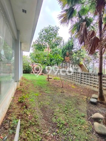 Disewakan! Rumah 4 Kamar Tidur &
4 Kamar Mandi di Resor Dago Pakar, Bandung Disewakan! Rumah 4 Kamar Tidur &
4 Kamar Mandi di Resor Dago Pakar, Bandung