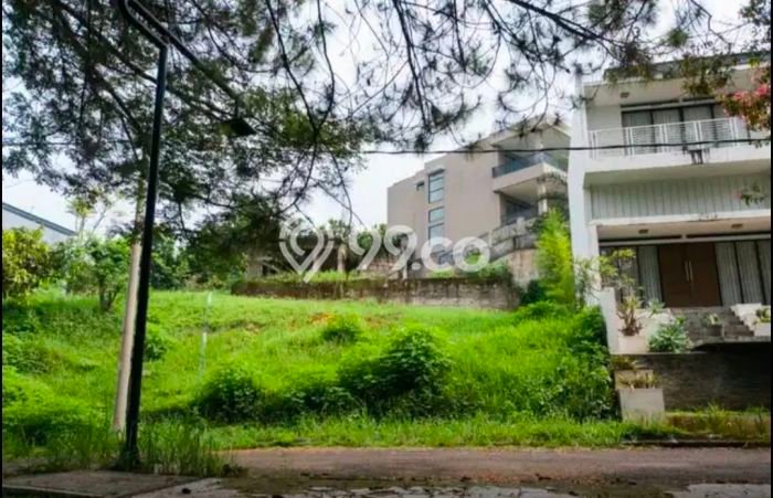 Tanah Dijual Lokasi Strategis di Bandung dengan Luas 380m2 Tanah Dijual Lokasi Strategis di Bandung dengan Luas 380m2