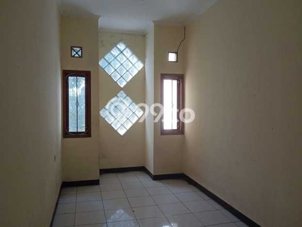 AREA KOMERSIAL! Ruko Disewakan di Turangga, Luas 200m², Akses Utama, Ready Operasi AREA KOMERSIAL! Ruko Disewakan di Turangga, Luas 200m², Akses Utama, Ready Operasi