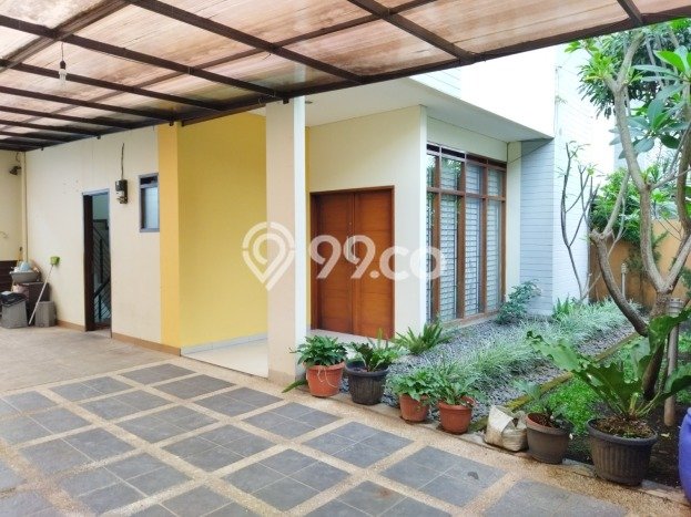 Rumah Disewakan Bandung LT 216m2 LB 220m2 Area Cipaku Rumah Disewakan Bandung LT 216m2 LB 220m2 Area Cipaku