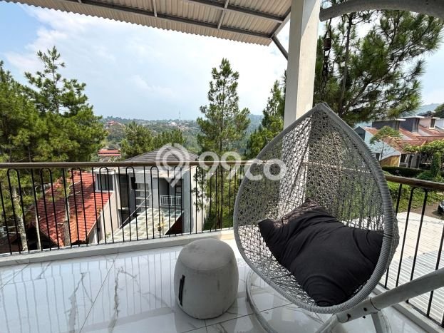 Dijual Rumah Mewah Megah Dengan View Eksklusif di Dago Pakar, Bandung Dijual Rumah Mewah Megah Dengan View Eksklusif di Dago Pakar, Bandung