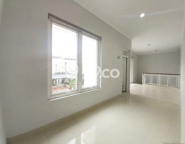 Ruko Disewa di Bandung dengan LB 120m2 Area Komersial Ramai Ruko Disewa di Bandung dengan LB 120m2 Area Komersial Ramai