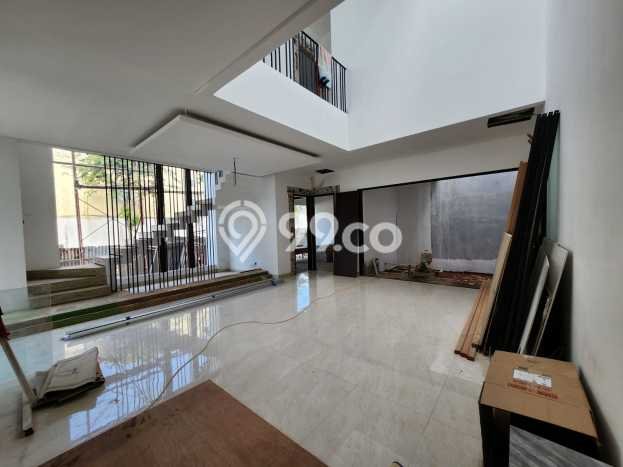 Hunian Eksklusif Dijual LT 314m2 di BSD, Tangerang Selatan Hunian Eksklusif Dijual LT 314m2 di BSD, Tangerang Selatan
