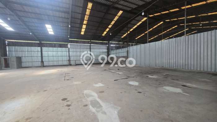 FOR RENT! Gudang di Daan Mogot Cocok untuk Bisnis 960m2 FOR RENT! Gudang di Daan Mogot Cocok untuk Bisnis 960m2