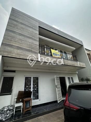 Rumah Elit LB 300m2 Siap Huni Desain Elegan di Taman Grisenda, Jakarta Utara Rumah Elit LB 300m2 Siap Huni Desain Elegan di Taman Grisenda, Jakarta Utara