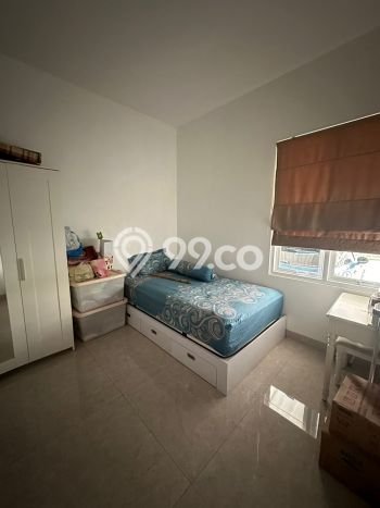 Hunian Mewah LB 200m2 Siap Huni Desain Elegan di Sektor 9-Bintaro, Tangerang Selatan Hunian Mewah LB 200m2 Siap Huni Desain Elegan di Sektor 9-Bintaro, Tangerang Selatan