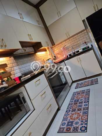 Rumah Luas Asri 5 KT Siap Huni di Sektor 9-Bintaro Tangerang Selatan Rumah Luas Asri 5 KT Siap Huni di Sektor 9-Bintaro Tangerang Selatan