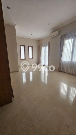 Hunian Mewah LB 200m2 Siap Huni Desain Elegan di Sektor 9-Bintaro, Tangerang Selatan Hunian Mewah LB 200m2 Siap Huni Desain Elegan di Sektor 9-Bintaro, Tangerang Selatan