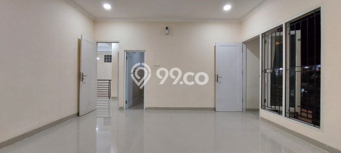 Ready to Use! Premium House LT 512m2 Desain Modern di Kebagusan Ready to Use! Premium House LT 512m2 Desain Modern di Kebagusan