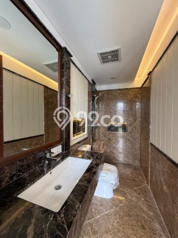 Ready to Use! Premium House LT 1066m2 Desain Elegan di Kemang Ready to Use! Premium House LT 1066m2 Desain Elegan di Kemang