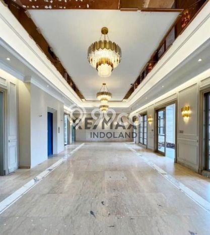 Rumah LT 5000m² Akses Strategis di Cilandak, Dekat Fasilitas Umum, Jakarta Selatan Rumah LT 5000m² Akses Strategis di Cilandak, Dekat Fasilitas Umum, Jakarta Selatan