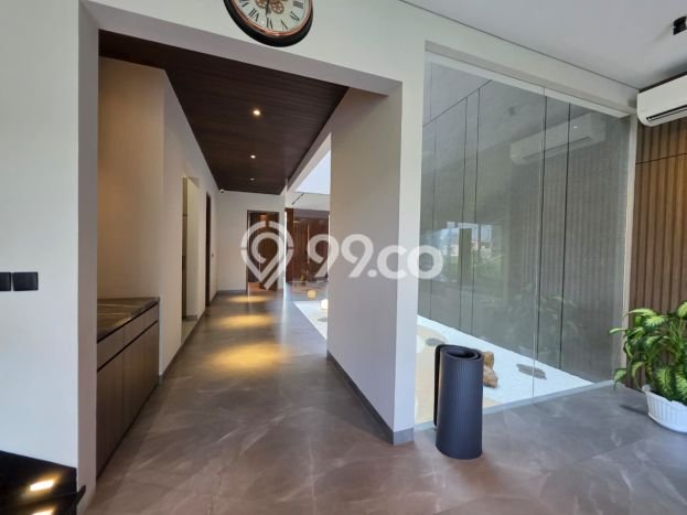 Ready to Use! Premium House LT 250m2 Desain Modern di Green Lake City Ready to Use! Premium House LT 250m2 Desain Modern di Green Lake City