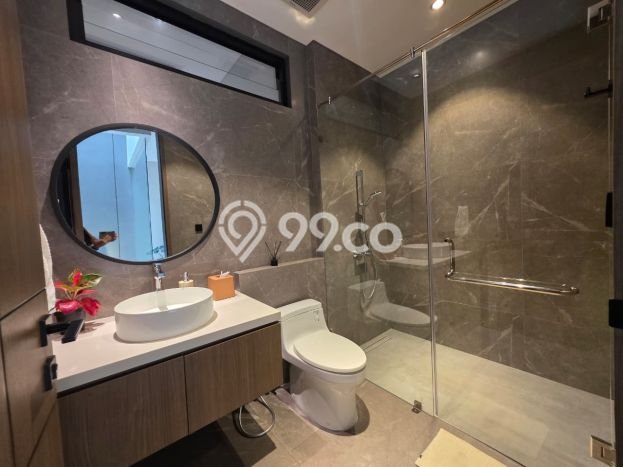 Ready to Use! Premium House LT 250m2 Desain Modern di Green Lake City Ready to Use! Premium House LT 250m2 Desain Modern di Green Lake City