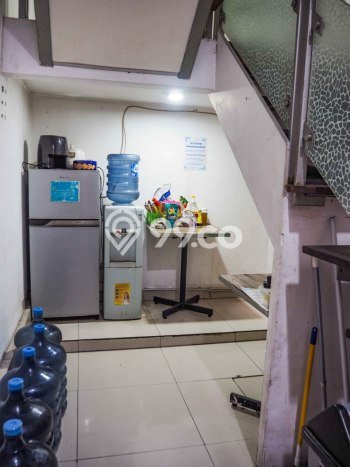 Unit Kost Dijual di Jakarta Barat Spesifikasi 20 Kamar Tidur dan Area Strategis Unit Kost Dijual di Jakarta Barat Spesifikasi 20 Kamar Tidur dan Area Strategis