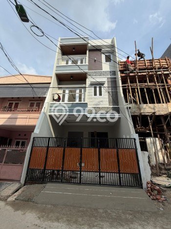 Rumah Elit Modern Siap Huni di Tomang Jakarta Barat Rumah Elit Modern Siap Huni di Tomang Jakarta Barat